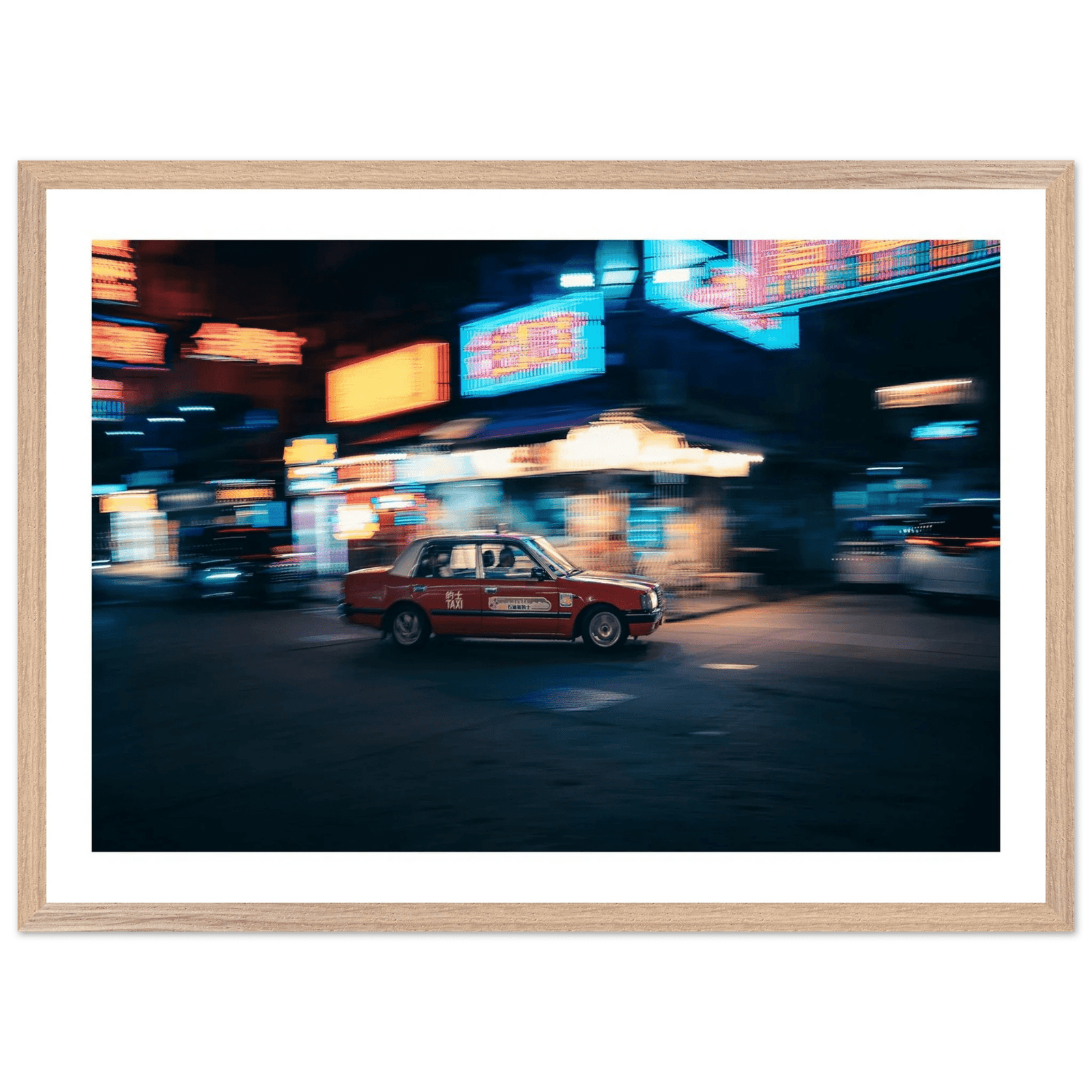 Tableau Photographie Taxi Rouge Nuit Urbaine Asiatique - The Art Avenue