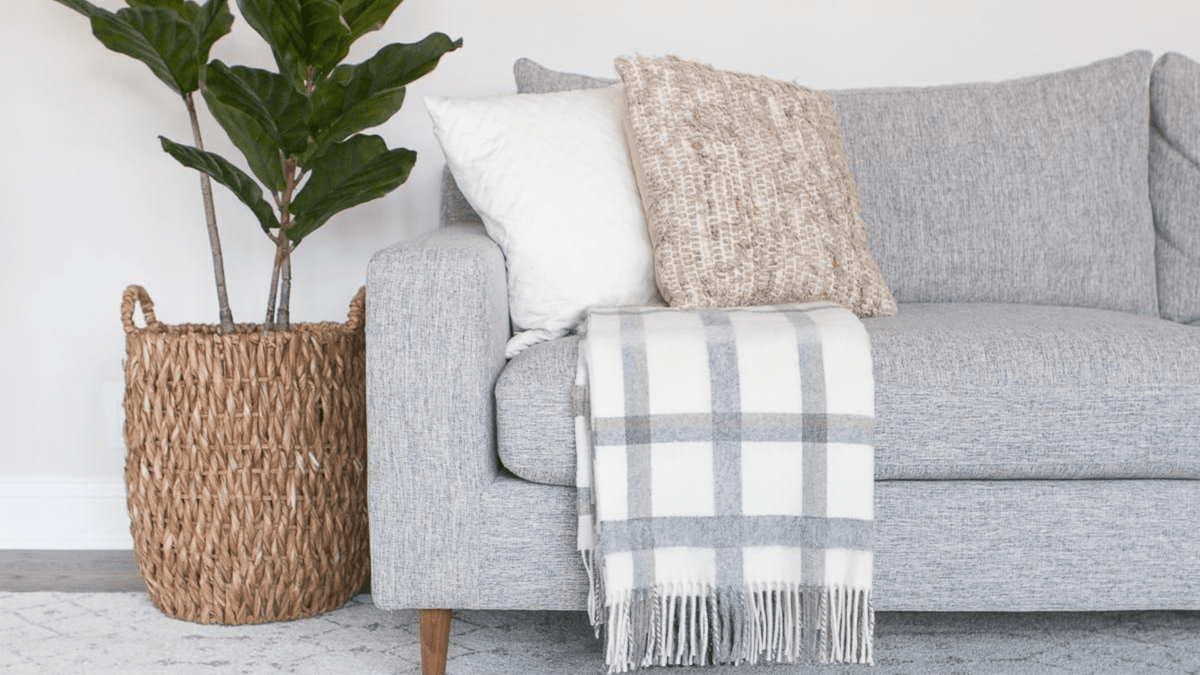 Comment Mettre Un Plaid Sur Canapé ? - The Art Avenue
