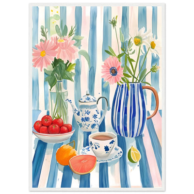 Tableau Décoration Murale Cuisine : Aquarelle représentant une nature morte avec nappe à rayures bleues, compositions florales, théière, tasse à thé, fruits et bol de tomates.