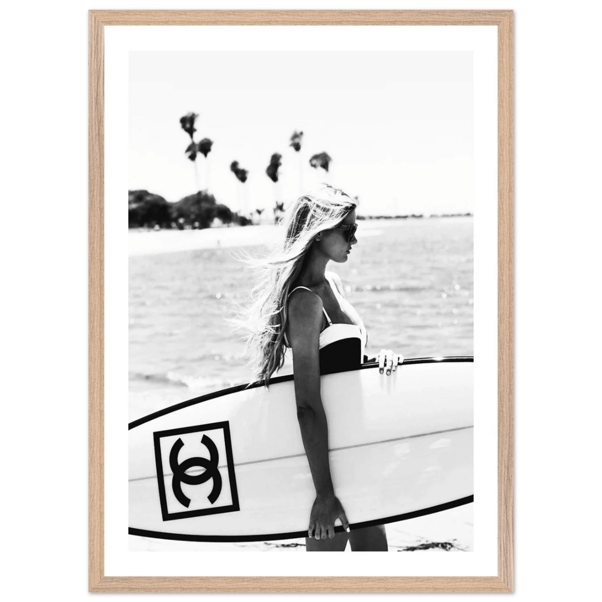 Tableau Chanel Noir et Blanc Surfeuse - The Art Avenue